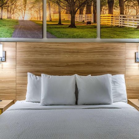 Days Inn & Suites By Wyndham Prattville-Montgomery Exteriér fotografie